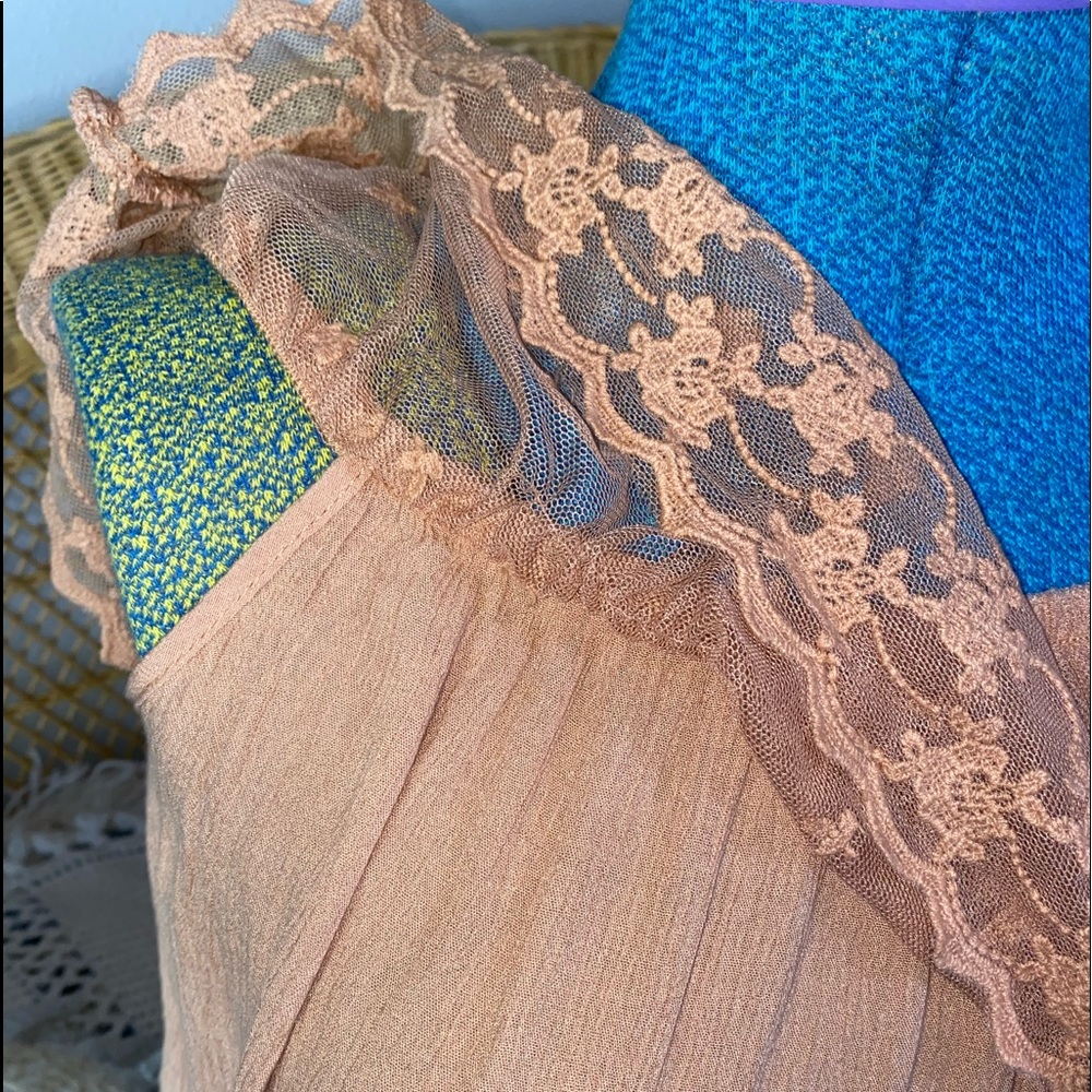 Flowy top - Picture 6 of 6